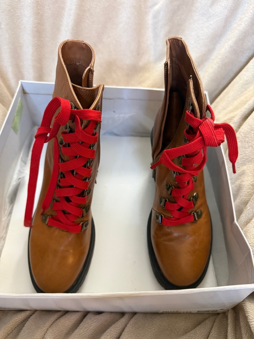 Steve Madden Tan Lace-Up Ankle Boots with Red Laces